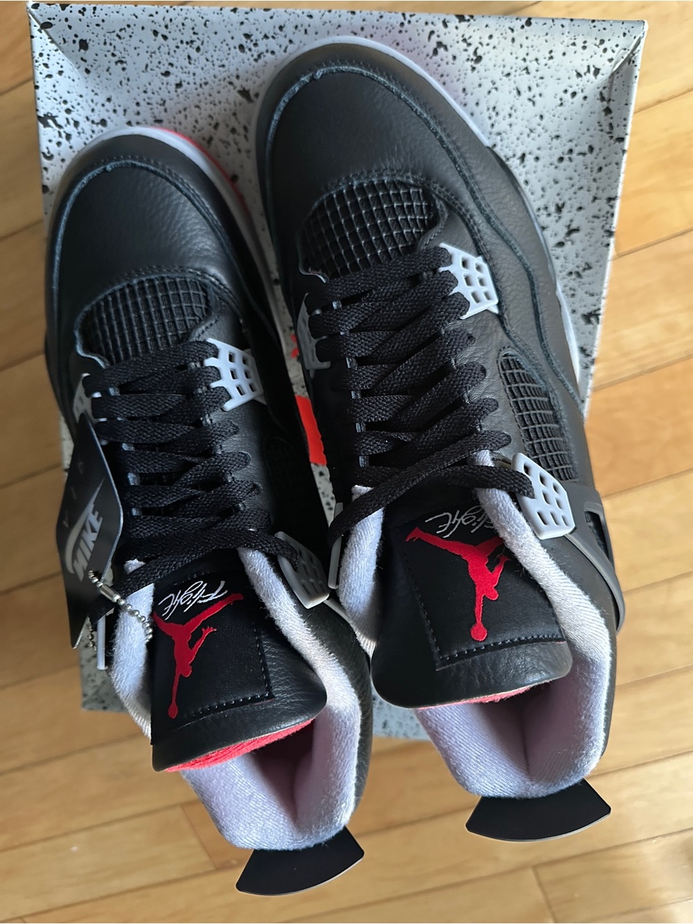 2024 Air Jordan 4 “Bred Reimagined” (black leather upper) - Picture 4 of 7